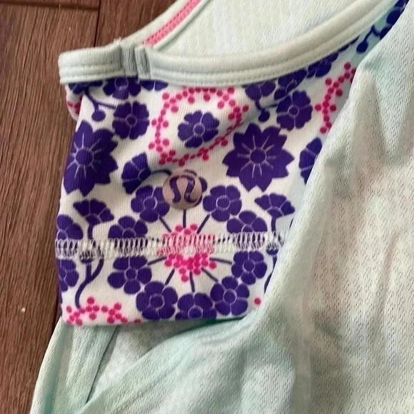 LULULEMON AQUAMARINE TWIGGY NO LIMITS TANK US 4- NWOT - Picture 6 of 7